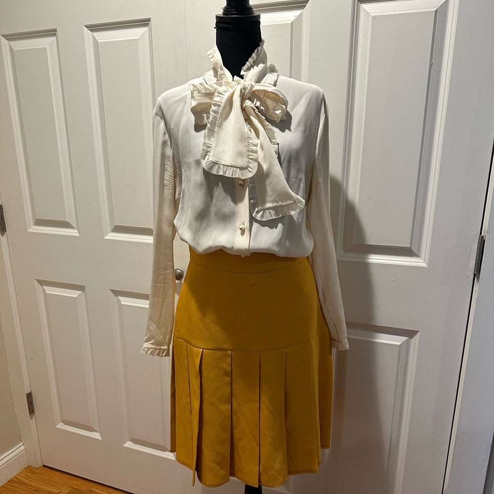 Gucci pleated skirt